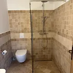 Camelot شقة فندقية